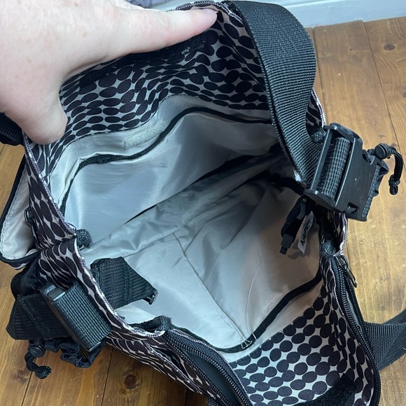 Skip hop black and white polka dot diaper bag - Picture 3 of 5
